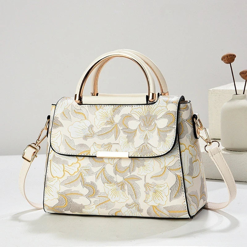 Waterproof Elegant Tote – Stylish Women’s Bag