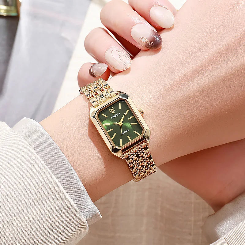 Luxury Gold Quartz Watch – Women’s Business Edition